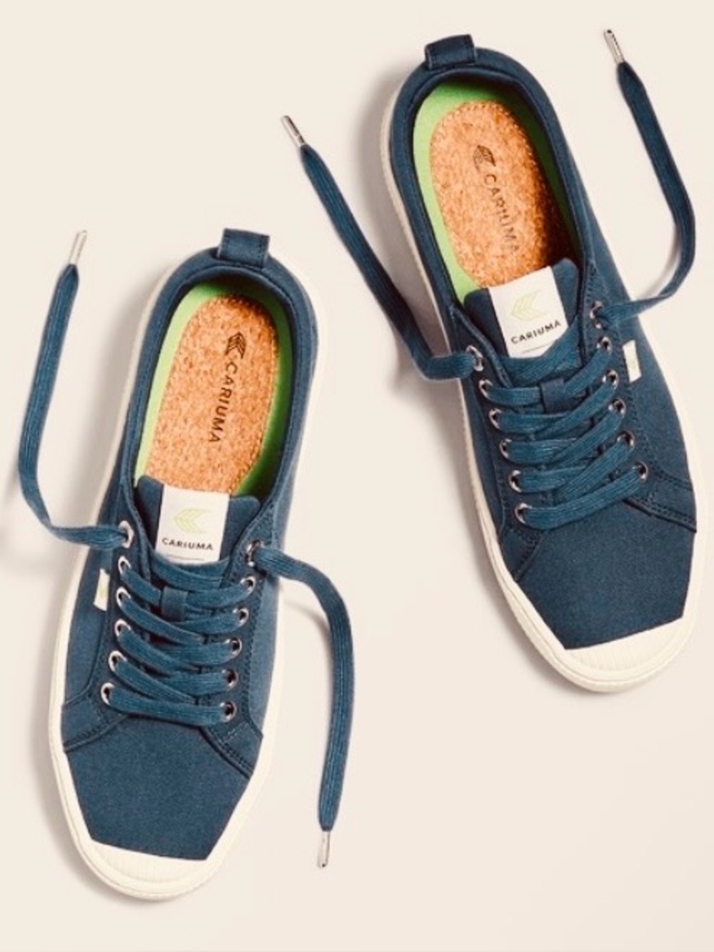 Cariuma Sz 9 Women’s / 7.5 Men’s OCA Low Canvas in Navy Blue Unisex